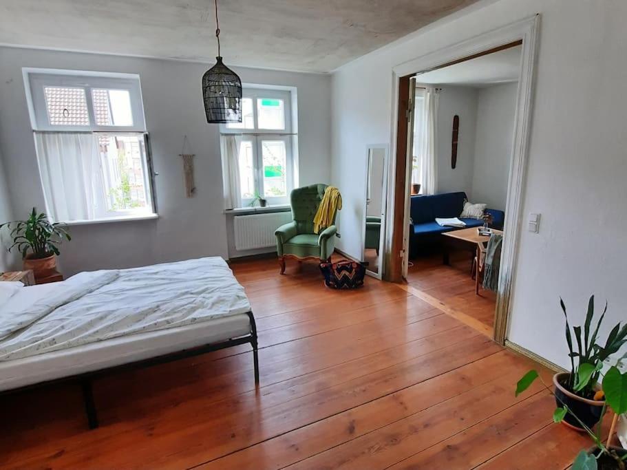 Altbau Charme & Mittendrin Apartment *